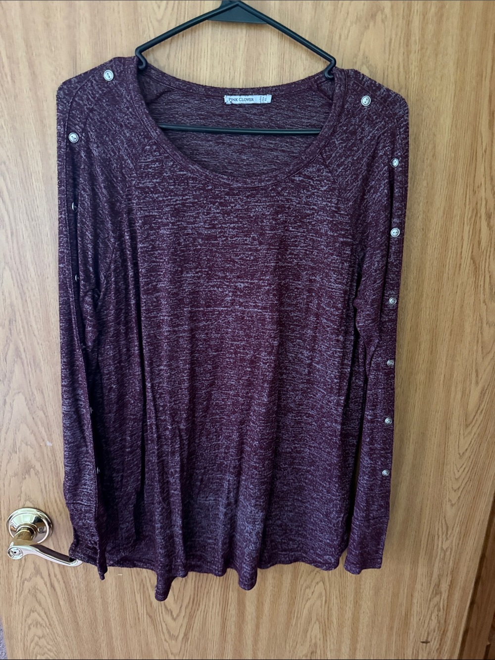 Pink Clover Marled Burgundy Scoop Neck Top with Button Sleeve Detail